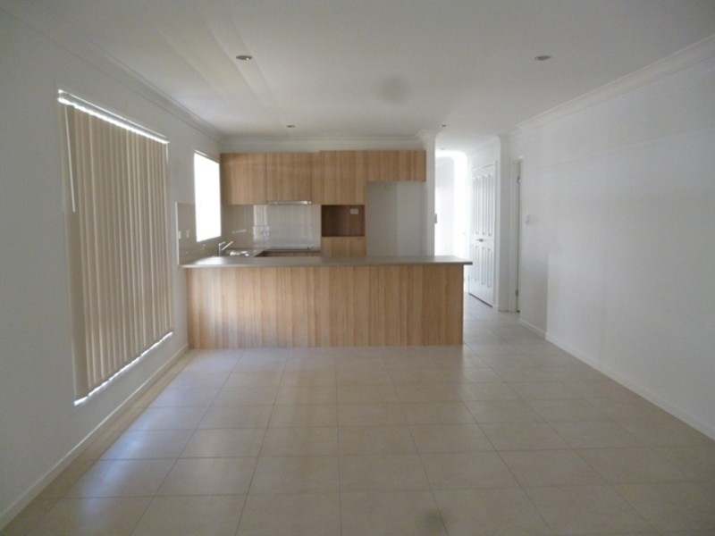 8 Bridgeman Parade, Chinchilla QLD 4413