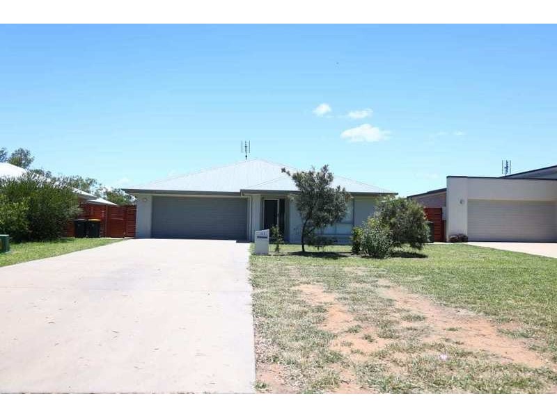 142 Price St, Chinchilla QLD 4413