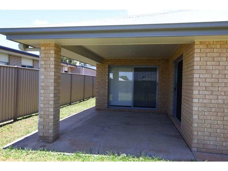 142 Price St, Chinchilla QLD 4413