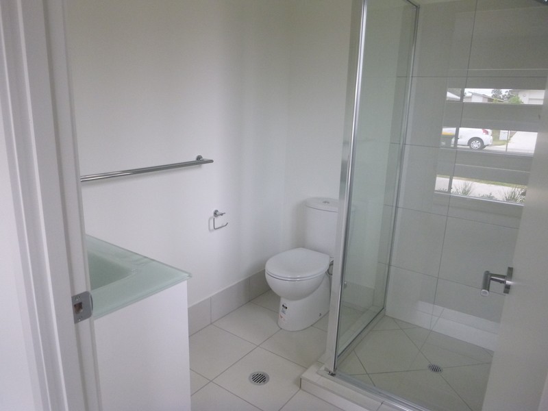 2/22  Ellem Drive, Chinchilla QLD 4413