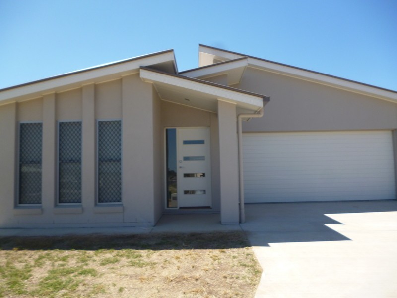 27 Ellem Drive, Chinchilla QLD 4413