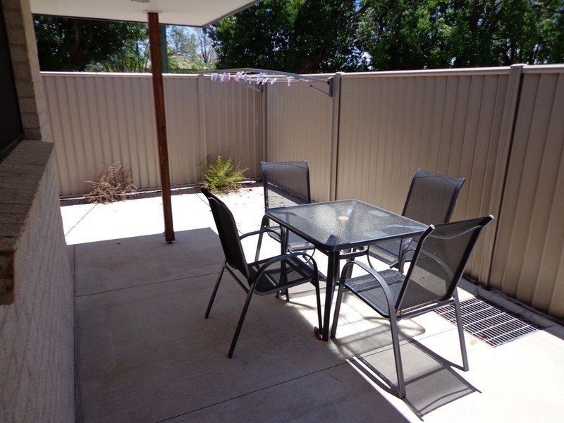 1/66  Middle Street, Chinchilla QLD 4413