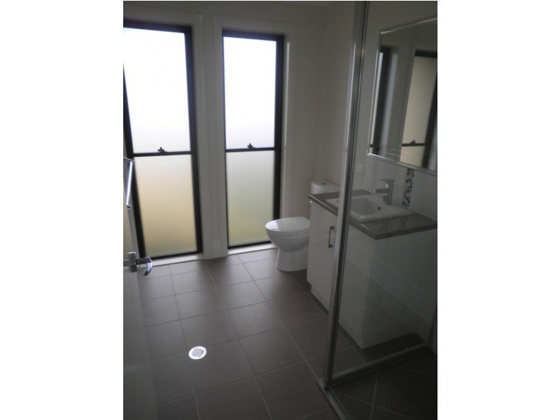 2/2 Sheridan Street, Chinchilla QLD 4413
