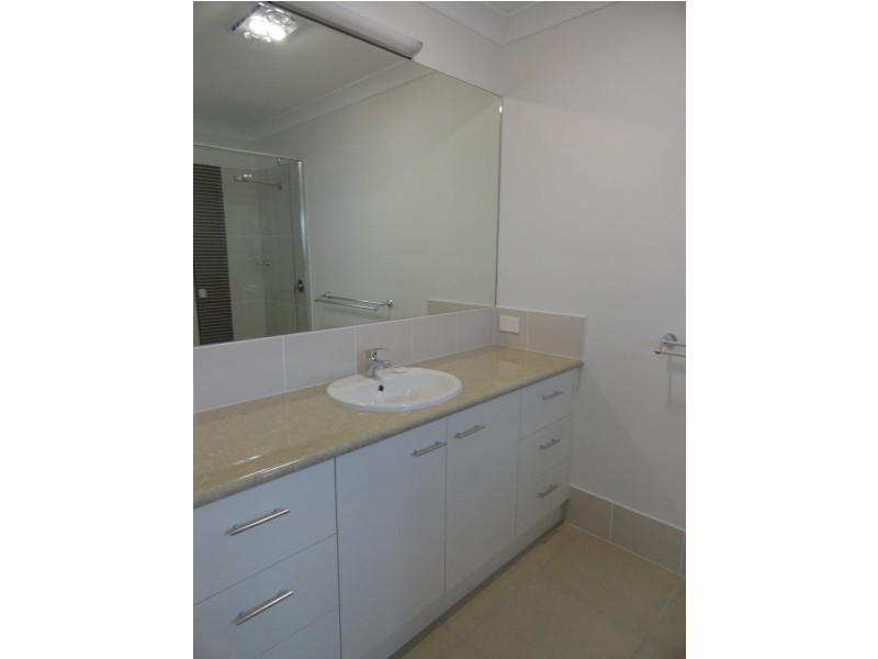 70  Frame St, Chinchilla QLD 4413