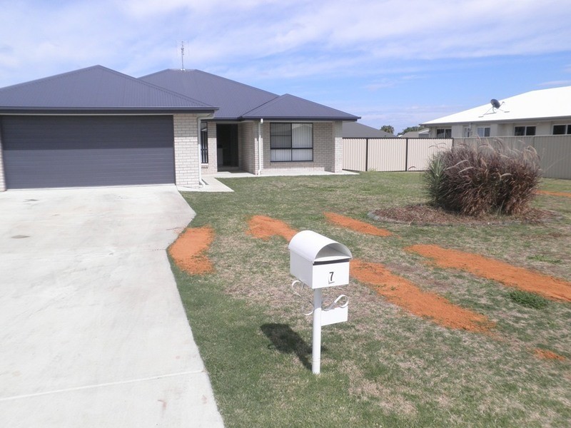 7 McKenzie Street, Chinchilla QLD 4413