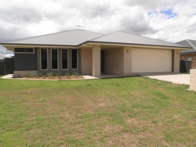 15 Cameron Street, Chinchilla QLD 4413