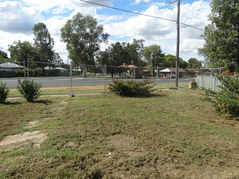 42 Glasson Street, Chinchilla QLD 4413