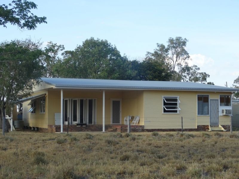 1967 Burncluith Hall Road, Chinchilla QLD 4413