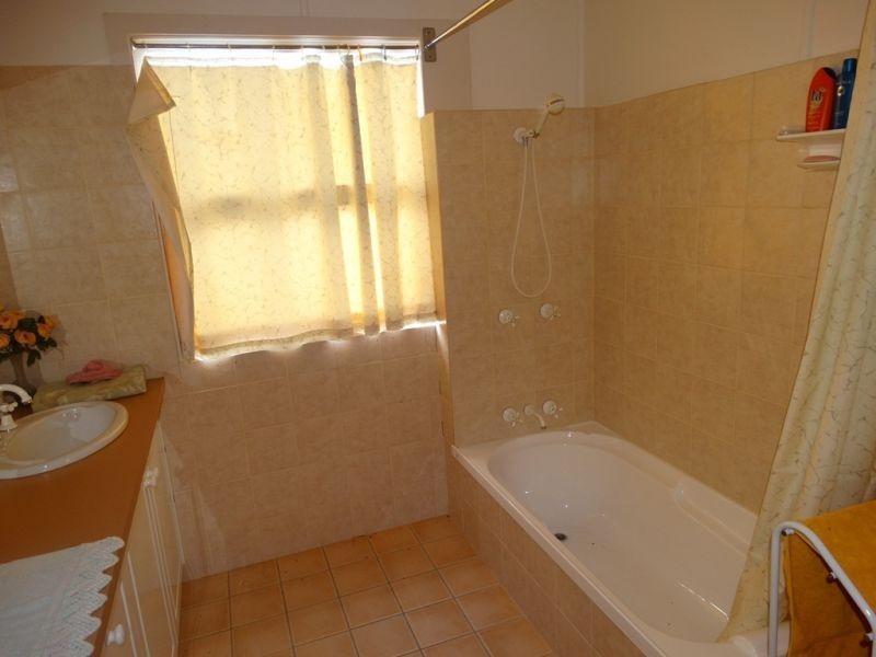 1967 Burncluith Hall Road, Chinchilla QLD 4413