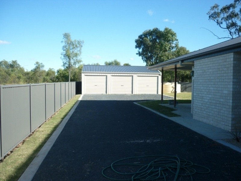 8 Layne Crescent, Chinchilla QLD 4413