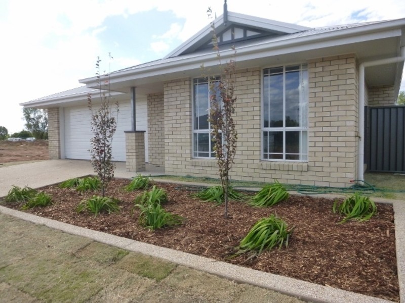 61 Sheridan Street, Chinchilla QLD 4413