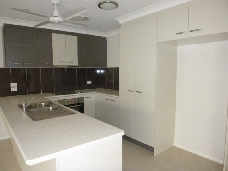 63 Sheridan Street, Chinchilla QLD 4413