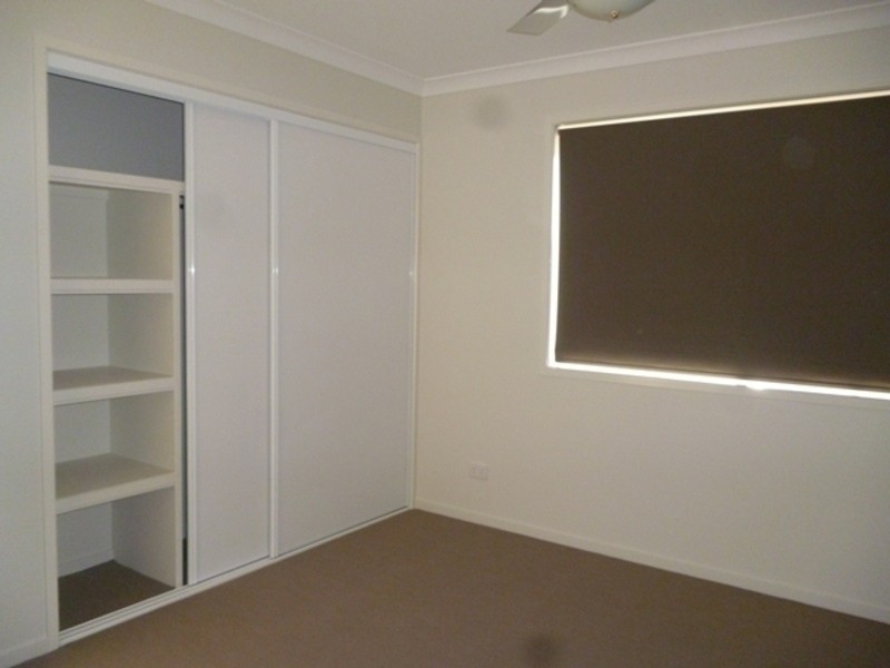 2/16 Dudley Street, Chinchilla QLD 4413