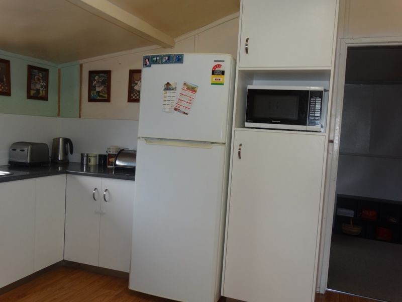 37 Binnie Street, Tara QLD 4421