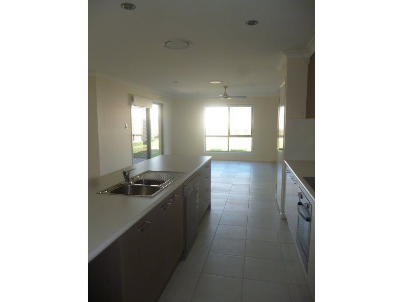 25 Ellem Drive, Chinchilla QLD 4413
