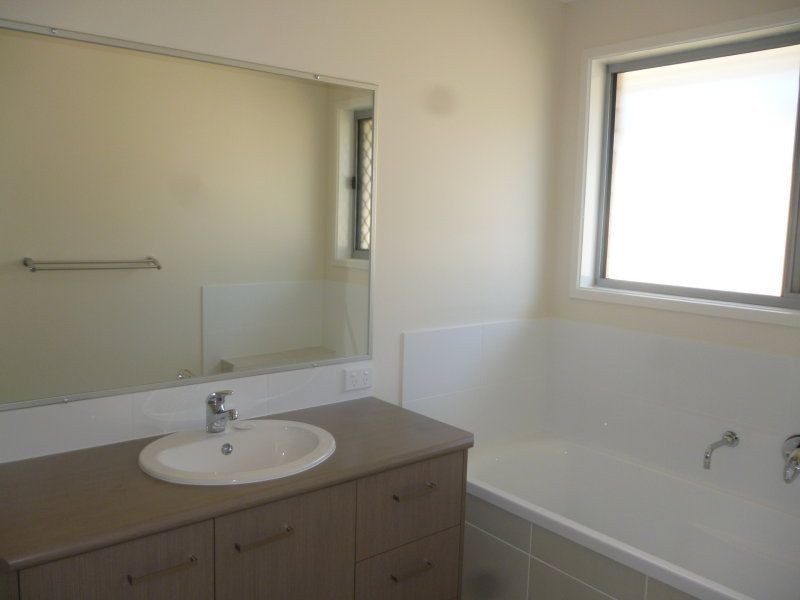 25 Ellem Drive, Chinchilla QLD 4413