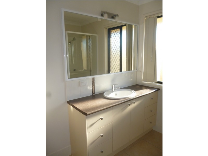 14 Luscombe St, Chinchilla QLD 4413