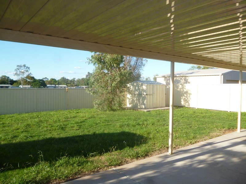 14 Luscombe St, Chinchilla QLD 4413