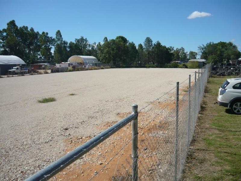 33 Downes Street, Chinchilla QLD 4413