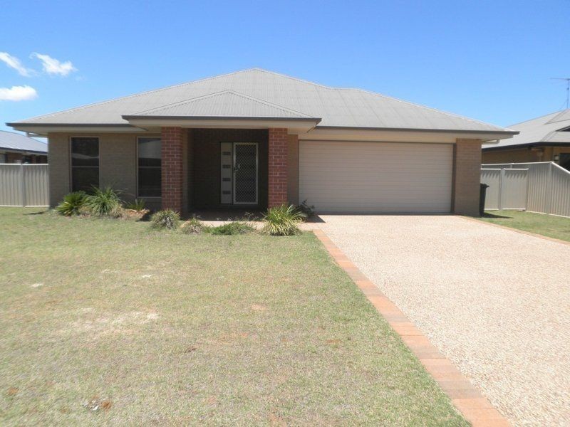 29 Sommerfeld Crescent, Chinchilla QLD 4413