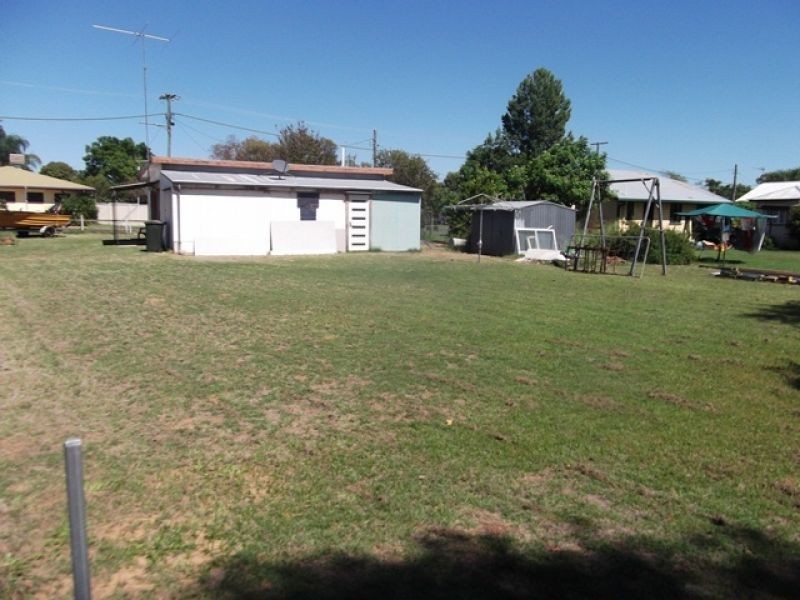 83 Wambo Street, Chinchilla QLD 4413