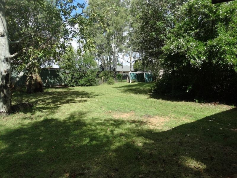 74 Hypatia Street, Chinchilla QLD 4413