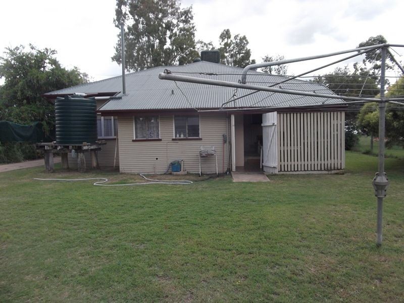 18 Barber Street, Chinchilla QLD 4413