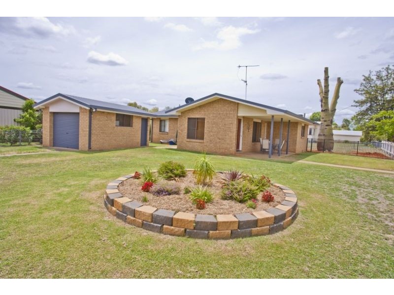 65 Park Street, Chinchilla QLD 4413