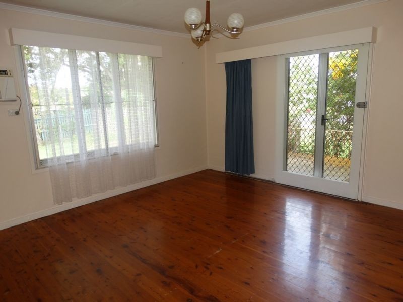 25 Fraser  Street, Chinchilla QLD 4413