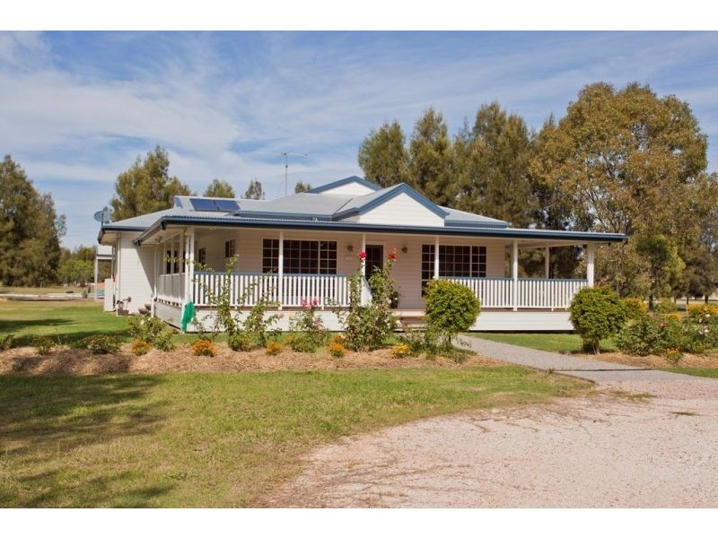 4 Bender Street, Chinchilla QLD 4413