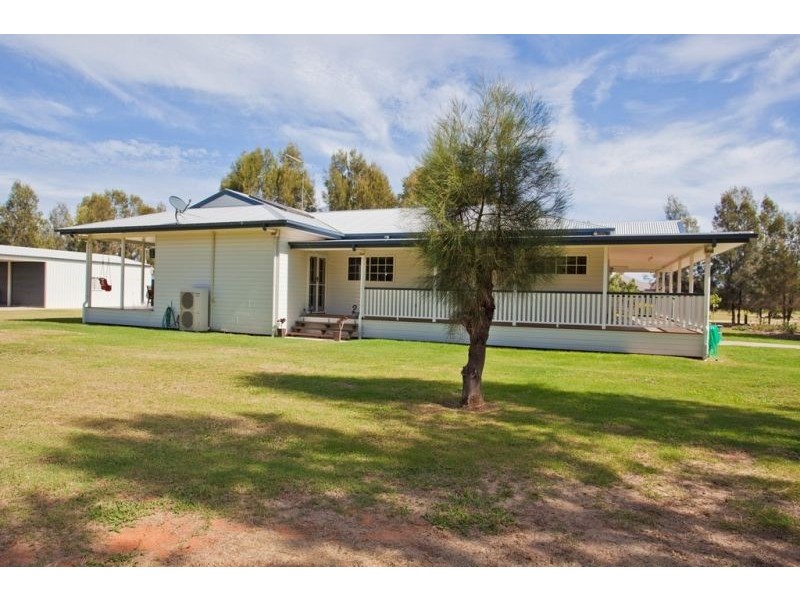 4 Bender Street, Chinchilla QLD 4413