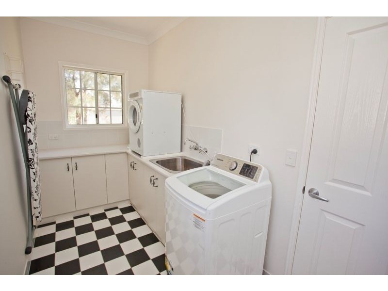 4 Bender Street, Chinchilla QLD 4413