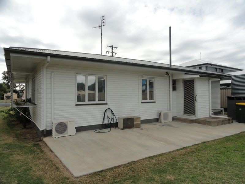 92 Middle Street, Chinchilla QLD 4413