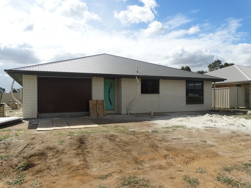 23 Dudley Street, Chinchilla QLD 4413