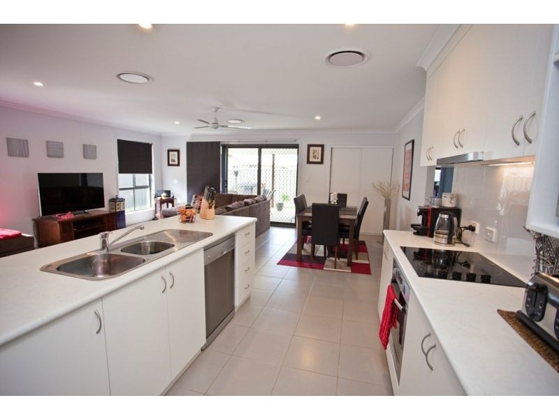 6b Dudley Street, Chinchilla QLD 4413