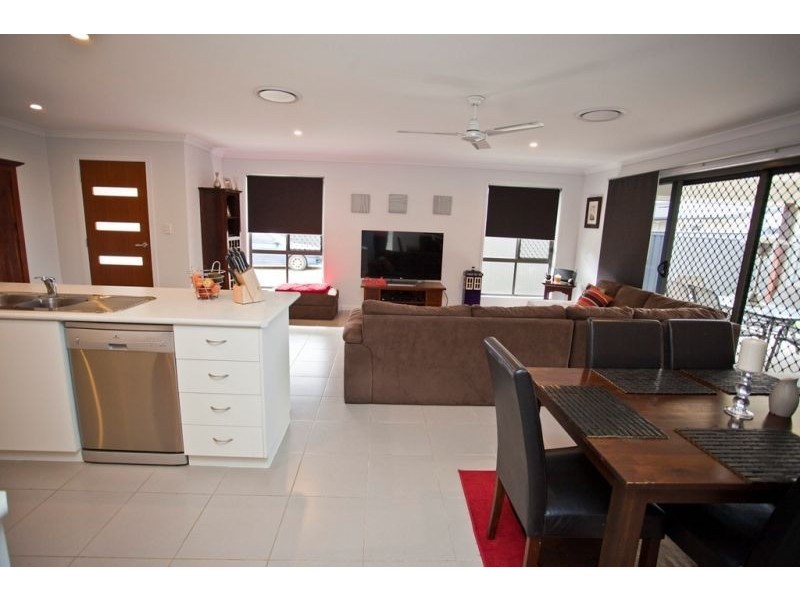 6b Dudley Street, Chinchilla QLD 4413