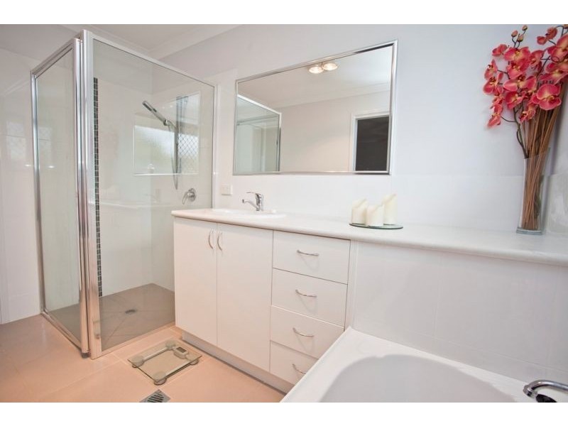 6b Dudley Street, Chinchilla QLD 4413