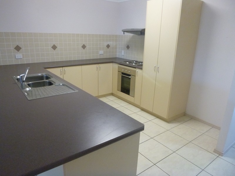 1/6 Luscombe Street, Chinchilla QLD 4413