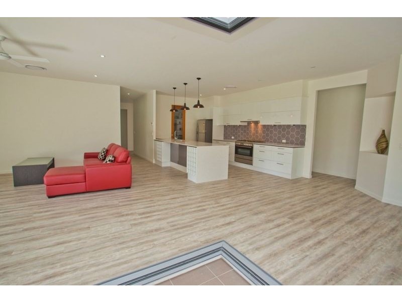 18 Parker Place, Chinchilla QLD 4413