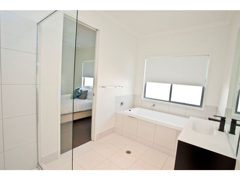 18 Parker Place, Chinchilla QLD 4413