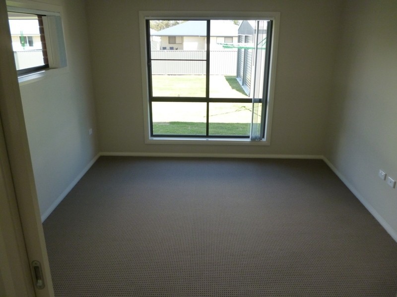 10 Gower St, Chinchilla QLD 4413