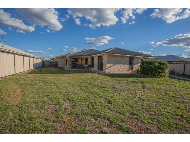 15 Frame Street, Chinchilla QLD 4413