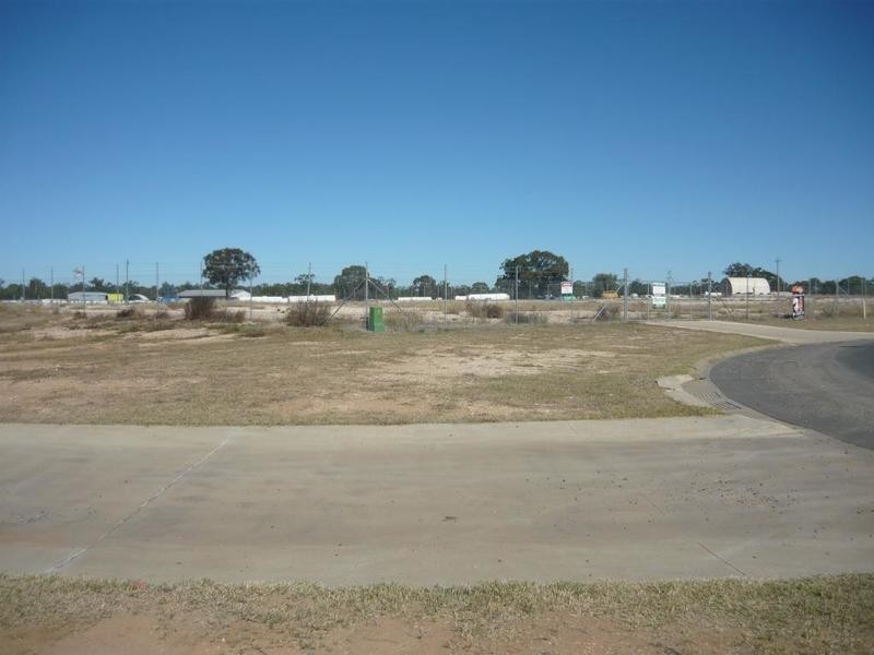 10 (Lot 24) Osborne Street, Chinchilla QLD 4413