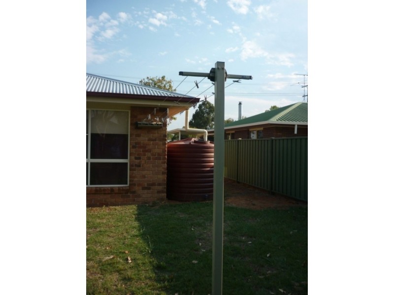 103 Oak Street, Chinchilla QLD 4413