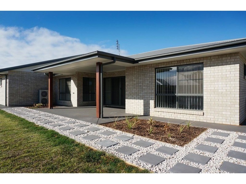 4 Parker Place, Chinchilla QLD 4413