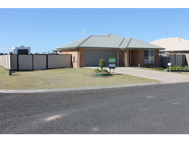 1 Henry Court, Tara QLD 4421