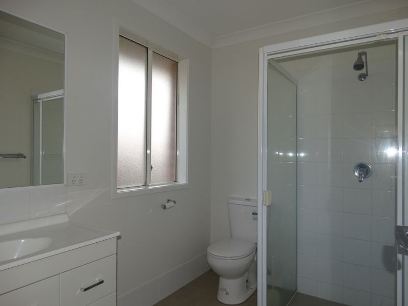 1 Henry Court, Tara QLD 4421