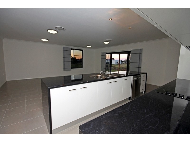 5  Washington Ave, Chinchilla QLD 4413