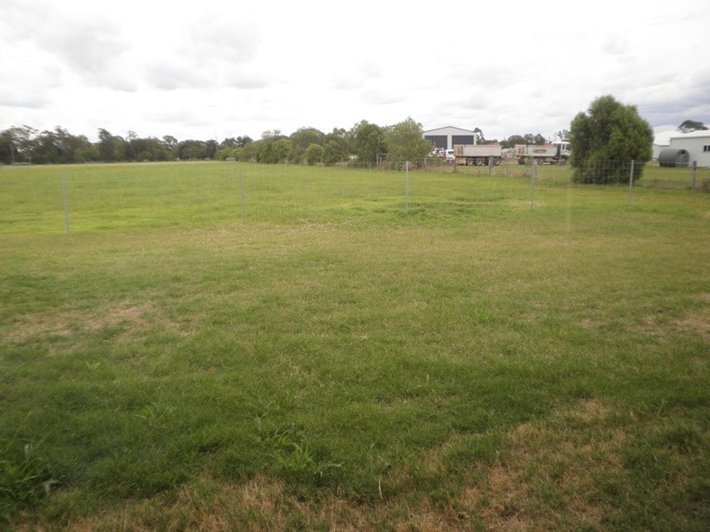 5  Washington Ave, Chinchilla QLD 4413
