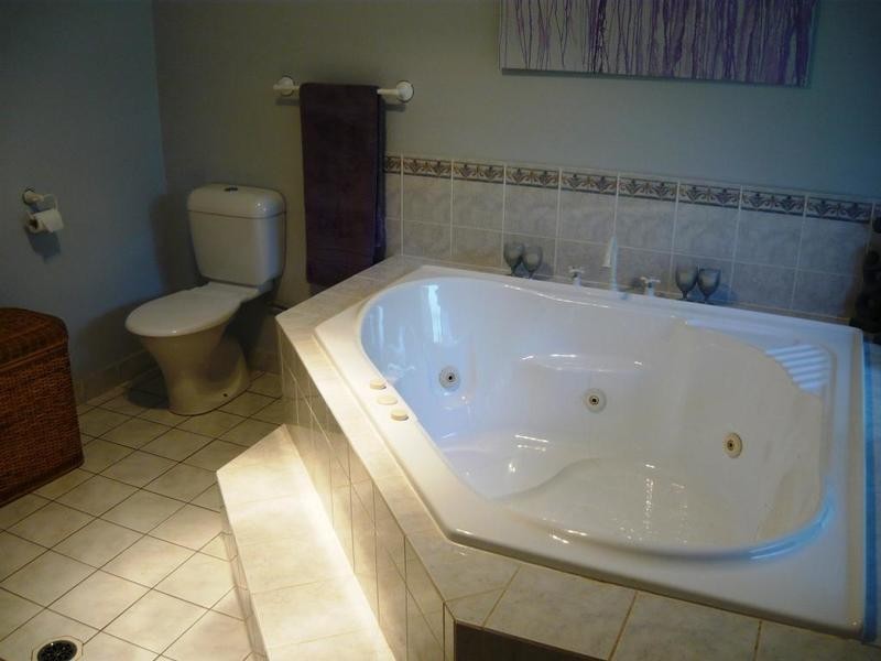 18 Lloyd Street, Chinchilla QLD 4413